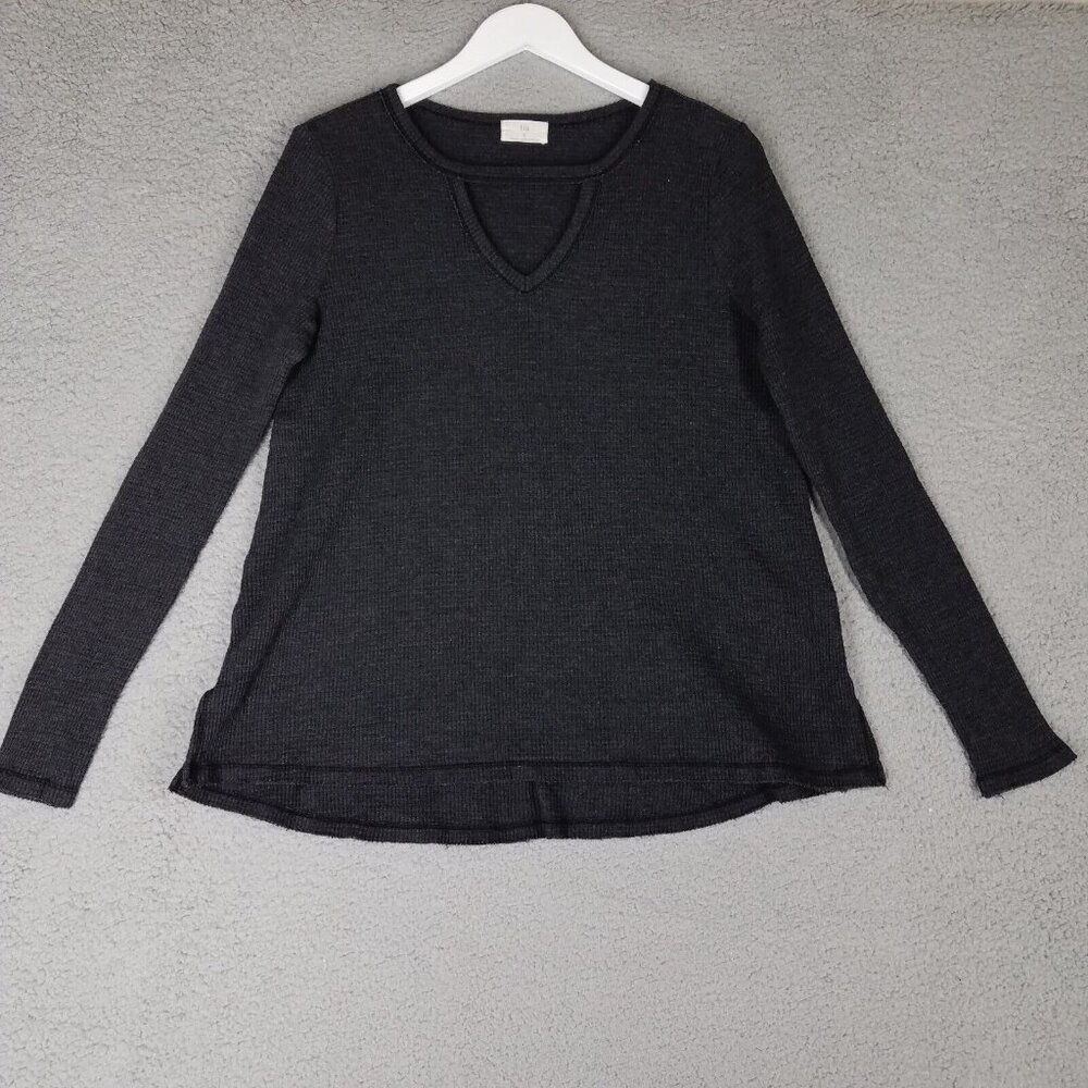 T. La Thermal Shirt Women's Small Gray Keyhole Neck Casual Long Sleeves Stretch